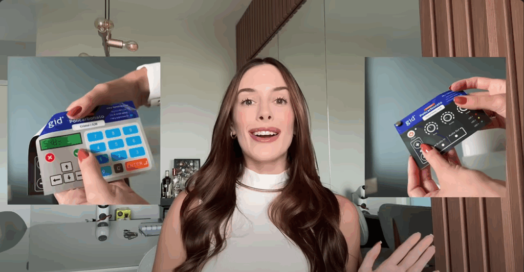 Adesivo em Policarbonato Texturizado x Cristal